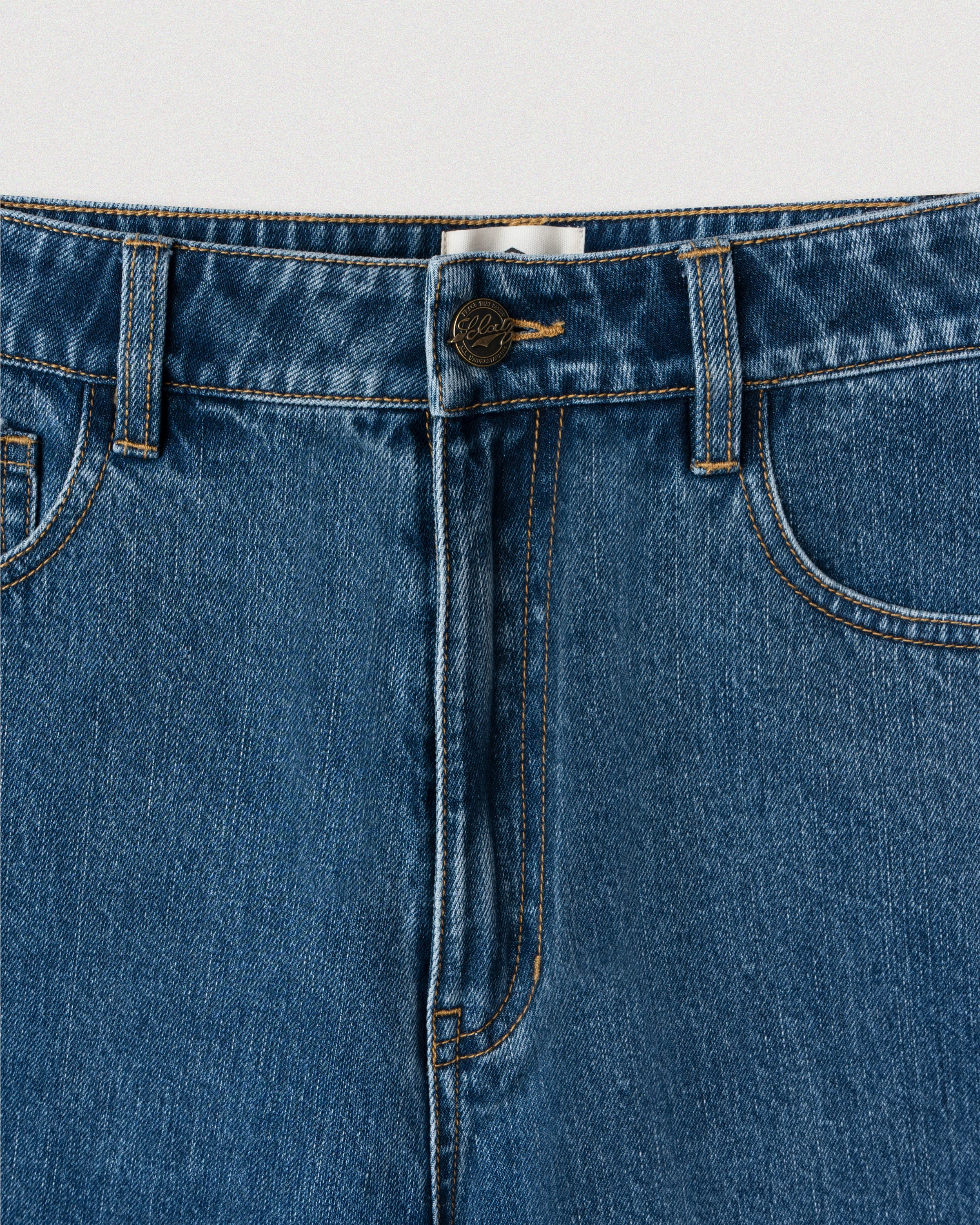 "LOGO" OVERSIZED DENIM SHORTS - Image 6